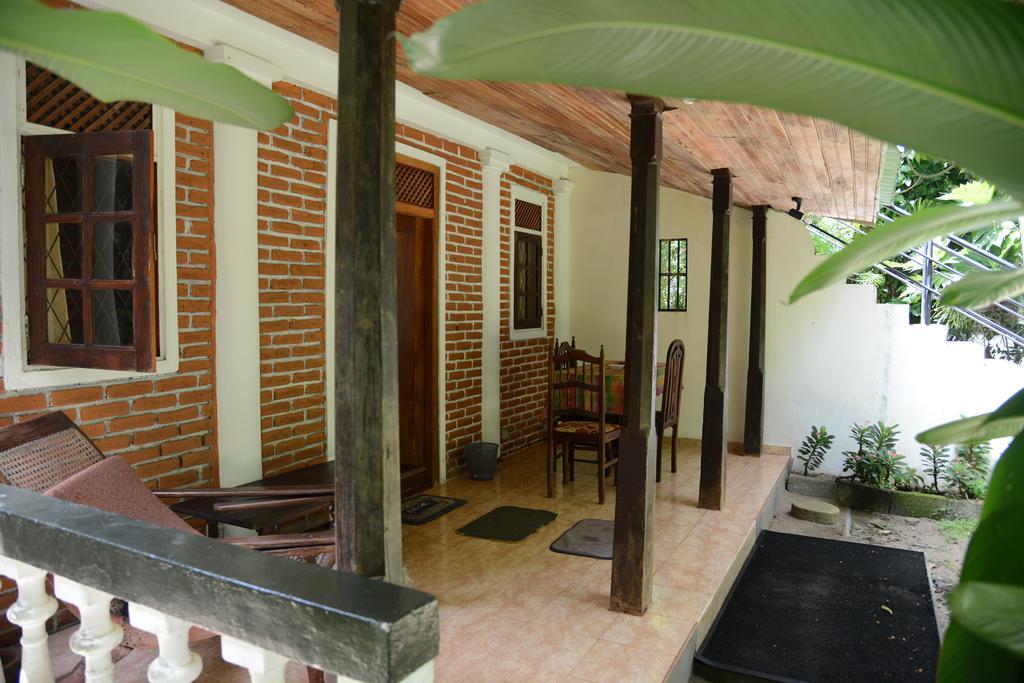 Strand Unawatuna Exterior foto